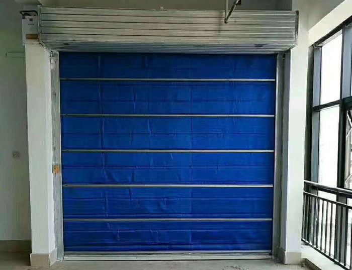 防火無(wú)機(jī)布卷簾工程